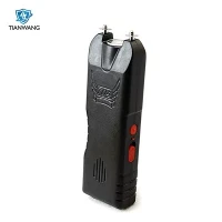Berapa kerapkah saya perlu mengecas pistol renjatan bersaiz kecil?