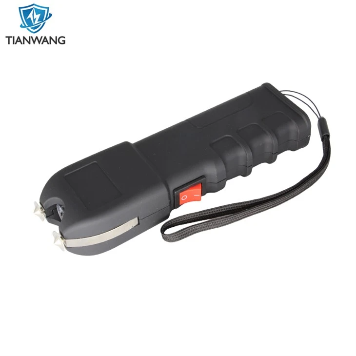 Senjata Stun Taser Boleh Dicas Semula Tugas Berat